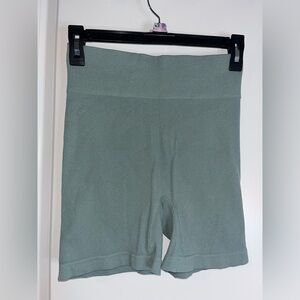 AURA High Rise Shorts Womens Medium Large Sage Green Ribbed Bike Stretch Active